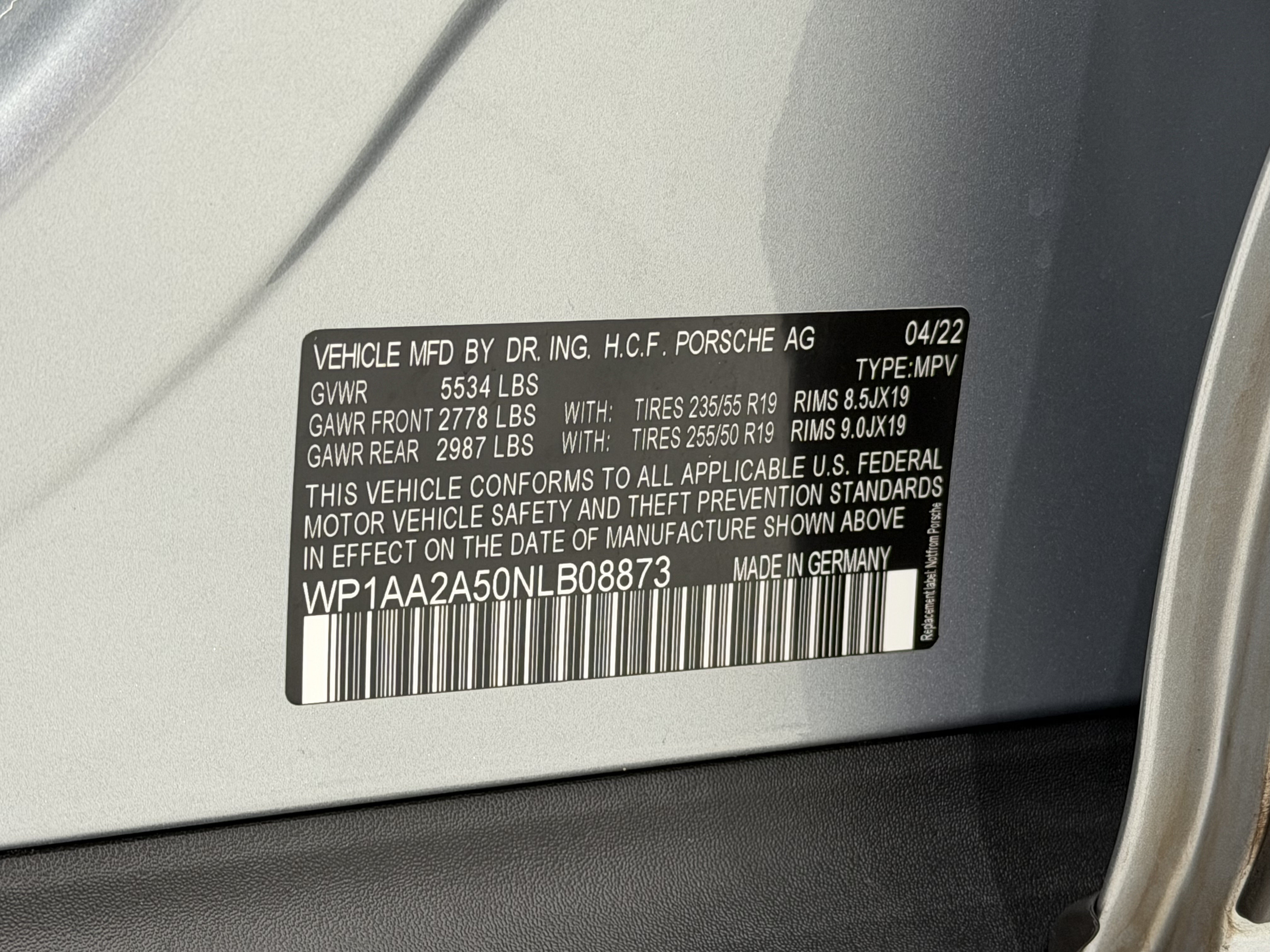 Used 2022 Porsche Macan AWD/4WD image 55