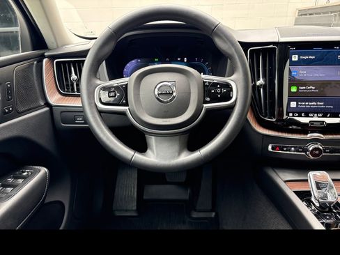 Certified 2023 Volvo XC60 B5 Ultimate w/ Climate Package AWD/4WD image 14