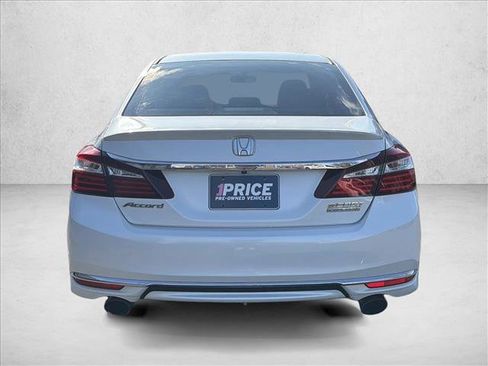 Used 2017 Honda Accord Sport Special Edition image 6