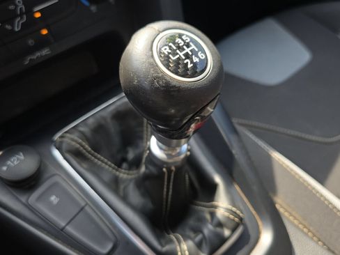Used 2018 Ford Focus ST FWD image 30