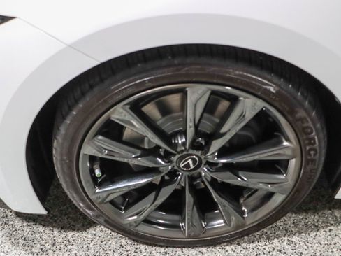 Used 2022 Lexus IS 350 F Sport RWD image 11