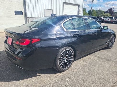 Used 2023 BMW 530i xDrive w/ Executive Package AWD/4WD image 7