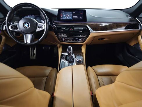 Used 2020 BMW M550i xDrive w/ Executive Package image 23