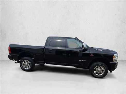Used 2024 RAM 2500 Laramie AWD/4WD image 8