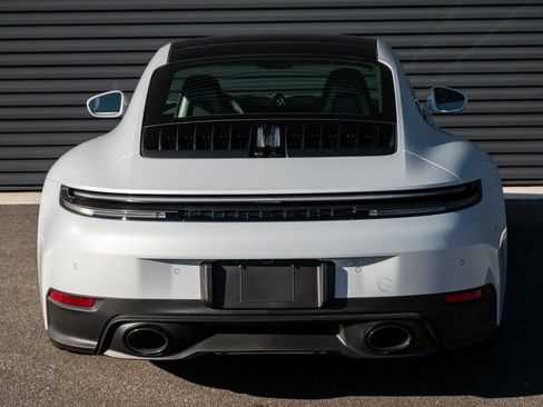 Certified 2026 Porsche 911 Carrera image 26