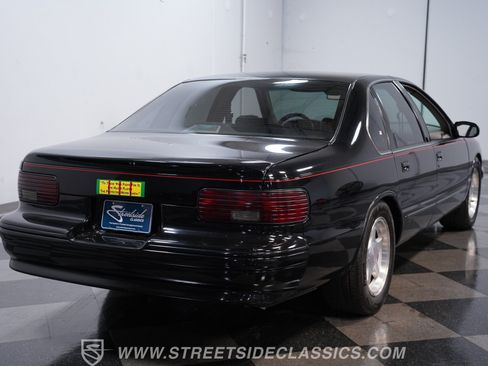 Used 1995 Chevrolet Impala SS RWD image 11