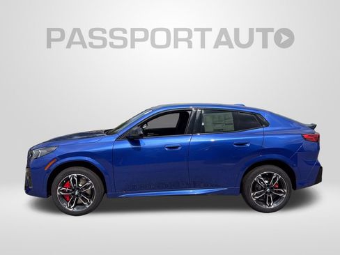 New 2026 BMW X2 xDrive28i w/ M Sport Package AWD/4WD image 2
