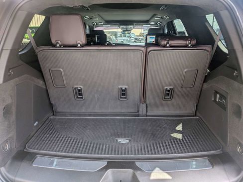 Used 2024 Cadillac Escalade Sport Platinum w/ LPO, ONYX Package AWD/4WD image 14