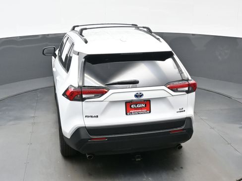 Used 2021 Toyota RAV4 LE AWD/4WD image 37