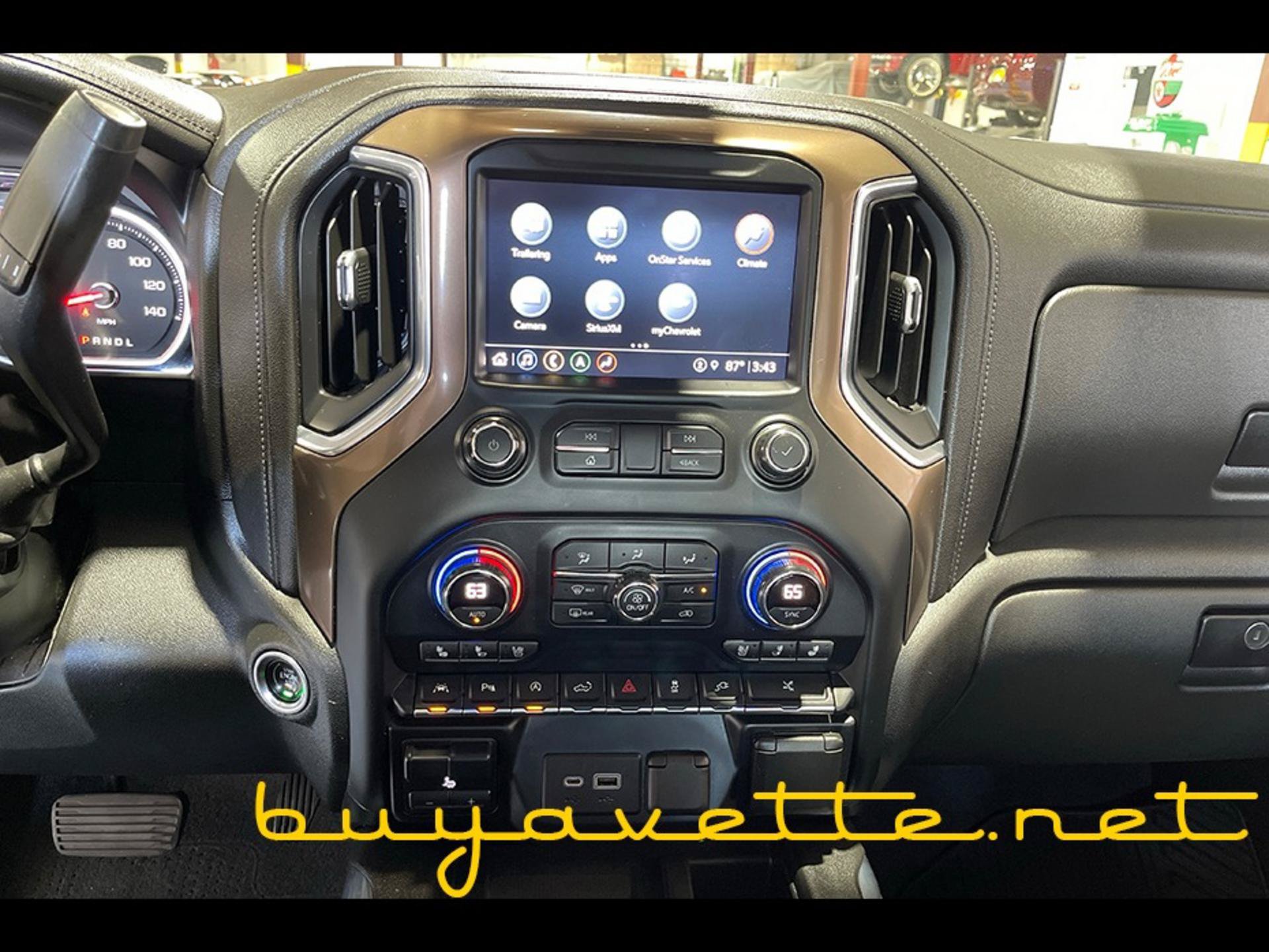 Used 2021 Chevrolet Silverado 1500 High Country w/ Safety Package II AWD/4WD image 15