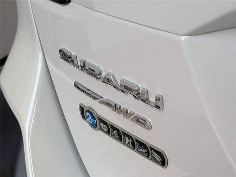 Used 2022 Subaru Outback Limited AWD/4WD image 10