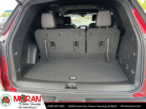 Certified 2023 Chevrolet Traverse RS w/ LPO, Floor Liner Package AWD/4WD image 12