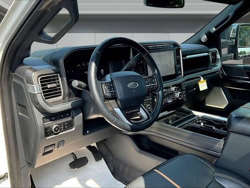 Used 2024 Ford F350 Platinum w/ FX4 Off-Road Package AWD/4WD image 18