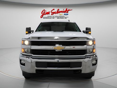 Used 2017 Chevrolet Silverado 2500 LT w/ LT Convenience Package AWD/4WD image 3