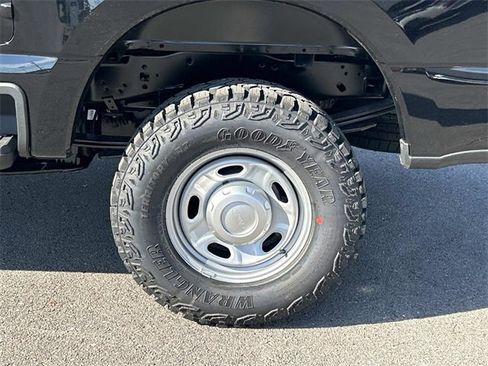 New 2026 Ford F250 XL w/ XL Off-Road Package image 13