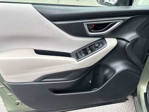 Used 2019 Subaru Forester image 11