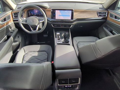 New 2026 Volkswagen Atlas SE AWD/4WD image 16