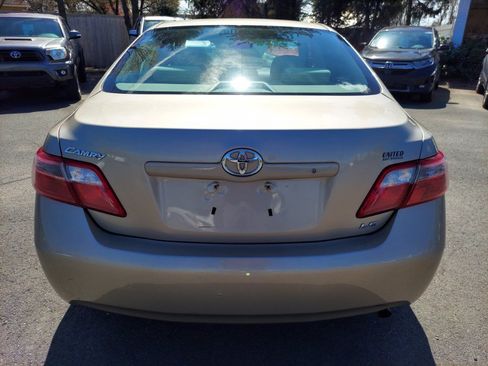 Used 2007 Toyota Camry LE FWD image 5