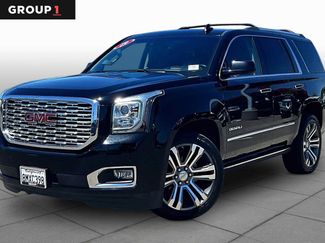 Used 2019 GMC Yukon Denali w/ Denali Ultimate Package AWD/4WD video 1
