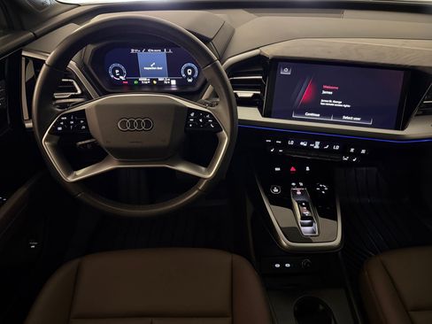 Certified 2023 Audi Q4 e-tron Premium Plus w/ Premium Plus AWD/4WD image 28