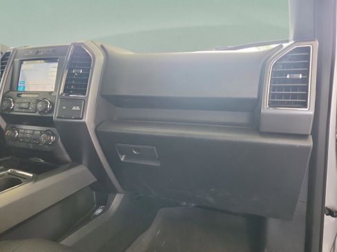 Used 2019 Ford F150 XLT w/ Equipment Group 302A Luxury AWD/4WD image 20