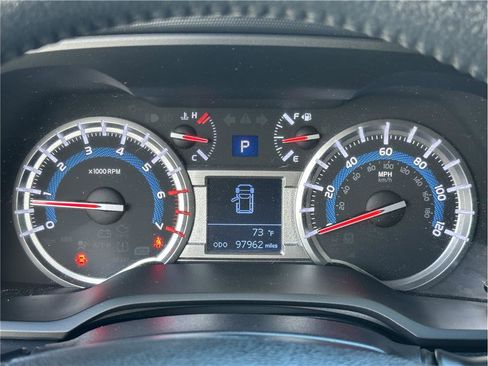 Used 2019 Toyota 4Runner SR5 AWD/4WD image 22