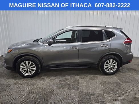 Used 2018 Nissan Rogue SV w/ Sun & Sound Touring Package AWD/4WD image 5