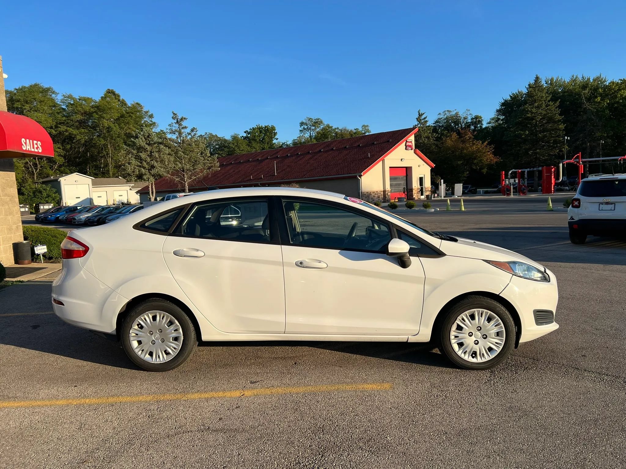 Used 2014 Ford Fiesta S FWD image 4