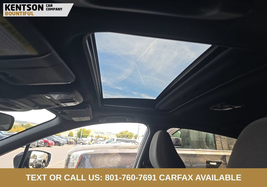 Used 2025 Subaru Crosstrek 2.5i Sport AWD/4WD image 7