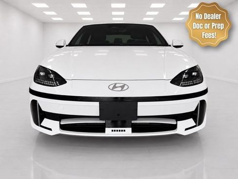 Used 2024 Hyundai Ioniq 6 SEL AWD/4WD image 2