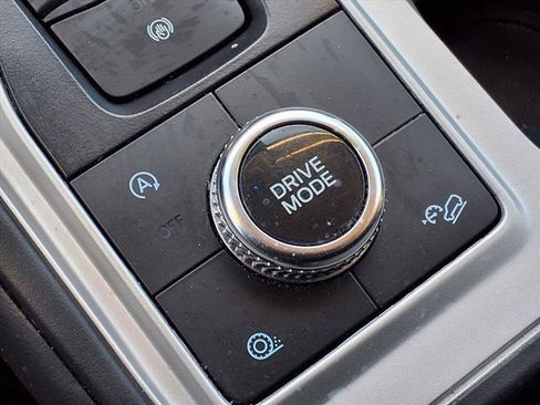 Used 2022 Ford Explorer Base image 15