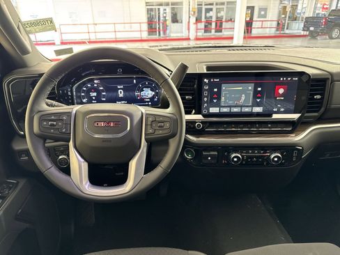 New 2026 GMC Sierra 1500 Elevation image 16