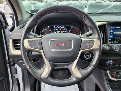 Used 2022 GMC Terrain Denali w/ LPO, Floor Liner Package image 27