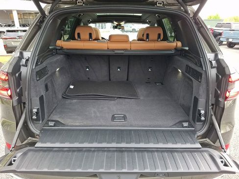 Used 2023 BMW X5 xDrive40i w/ Premium Package image 28