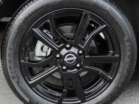 Certified 2024 Nissan Kicks SV w/ Interior Electronics Package image 11