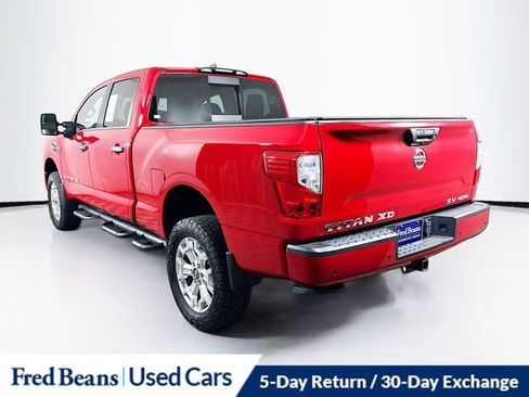 Used 2022 Nissan Titan SV w/ SV Convenience Package AWD/4WD image 6