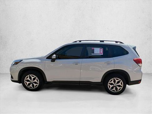 Used 2022 Subaru Forester Premium AWD/4WD image 8