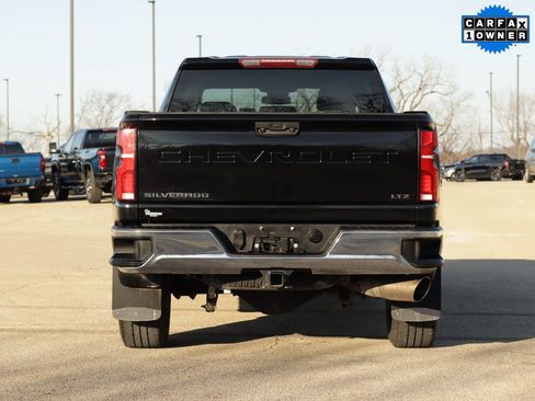 Used 2024 Chevrolet Silverado 2500 LTZ image 6