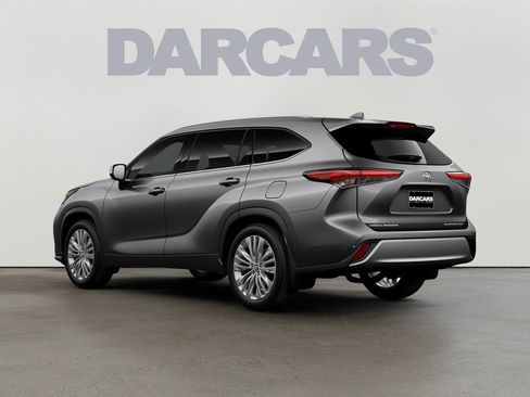 New 2026 Toyota Highlander Platinum AWD/4WD image 12