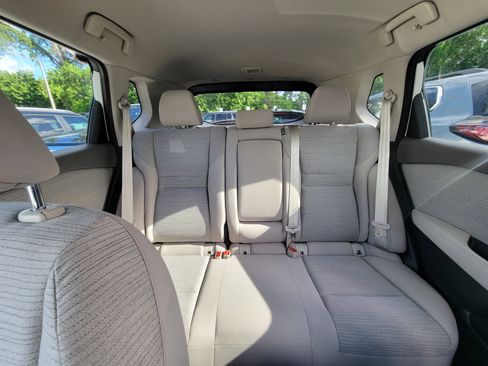 Used 2021 Nissan Rogue SV image 15