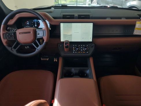 New 2026 Land Rover Defender 110 AWD/4WD image 26
