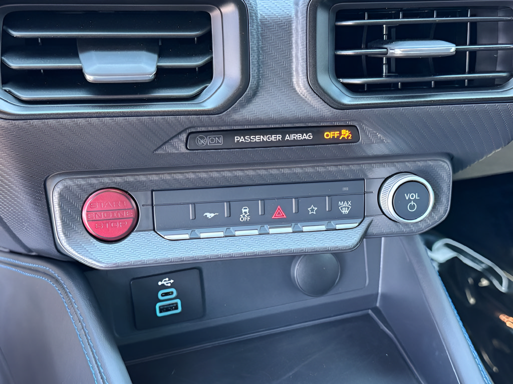 Used 2026 Ford Mustang Dark Horse RWD image 19