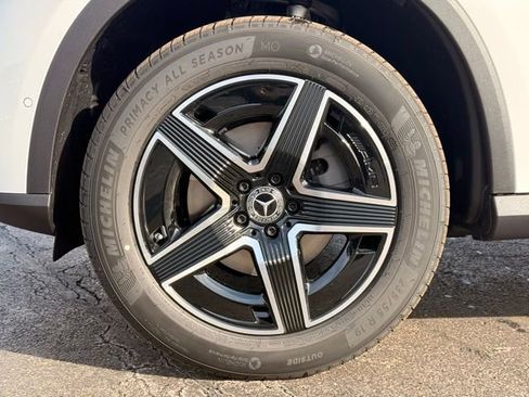 New 2026 Mercedes-Benz GLC 300 4MATIC image 12