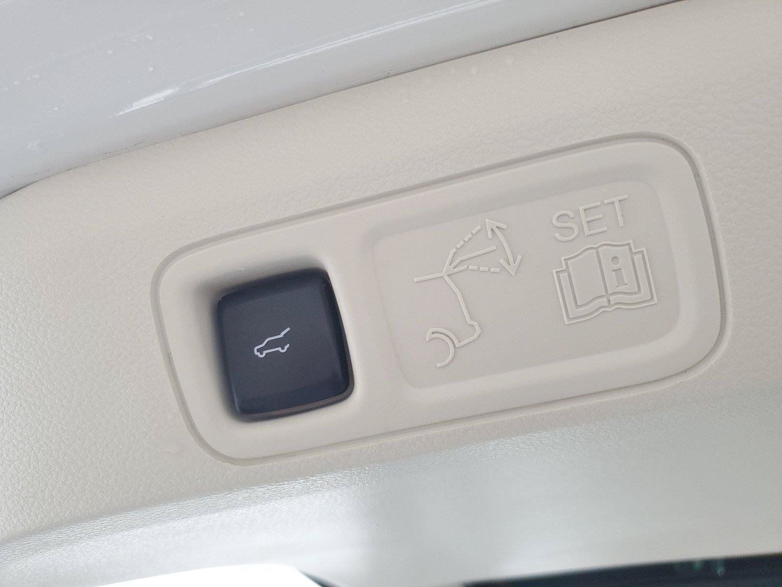 Used 2024 Lincoln Navigator Black Label AWD/4WD image 8