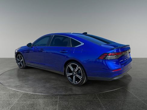 Used 2023 Honda Accord Sport image 7