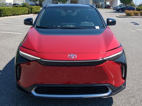 New 2025 Toyota bZ4X FWD image 17