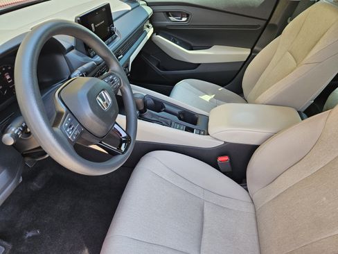 Used 2024 Honda Accord EX image 11