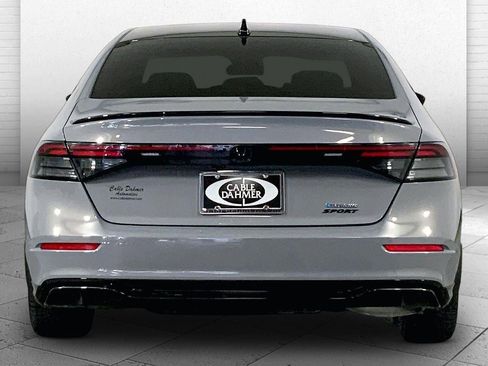 Used 2023 Honda Accord Sport image 3