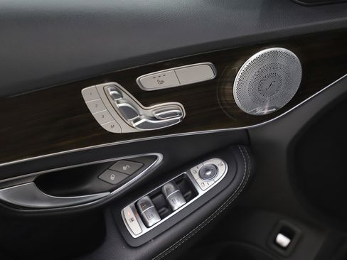 Used 2018 Mercedes-Benz C 300 C 300 image 18