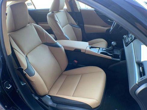 Certified 2025 Lexus ES 350 w/ Premium Package image 25